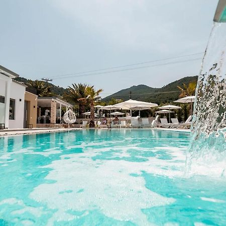 Pachis Escape Suites المظهر الخارجي الصورة