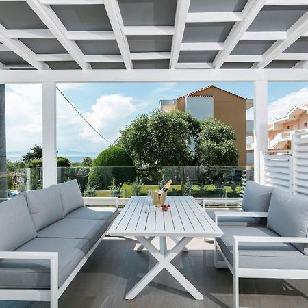 Pachis Escape Suites المظهر الخارجي الصورة