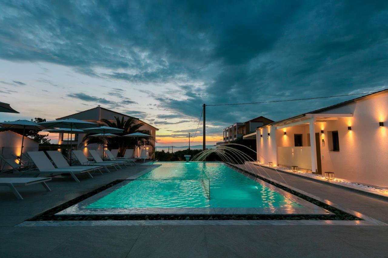 Pachis Escape Suites المظهر الخارجي الصورة