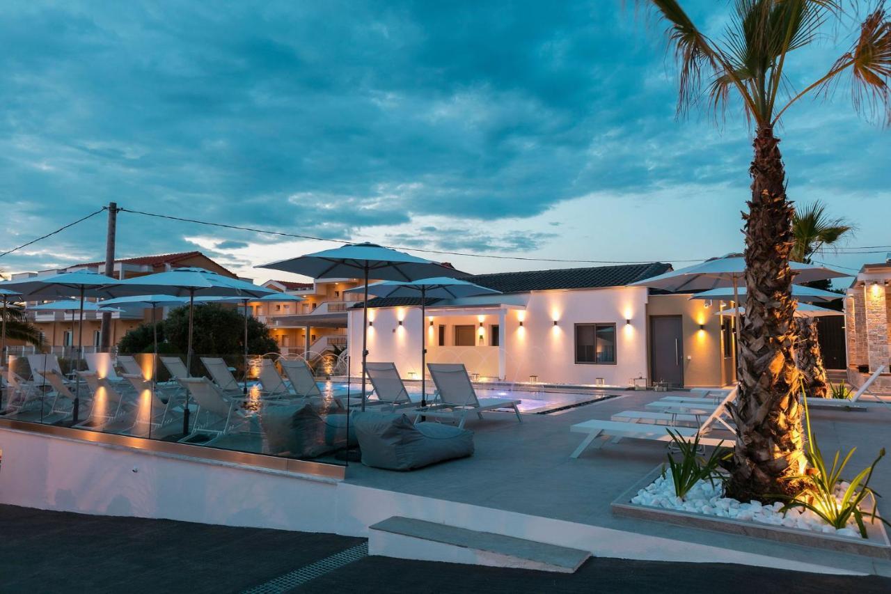 Pachis Escape Suites المظهر الخارجي الصورة