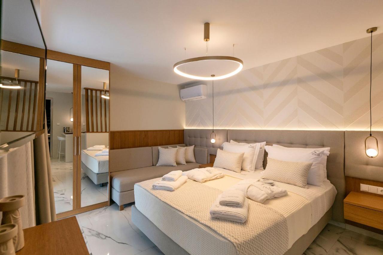 Pachis Escape Suites المظهر الخارجي الصورة